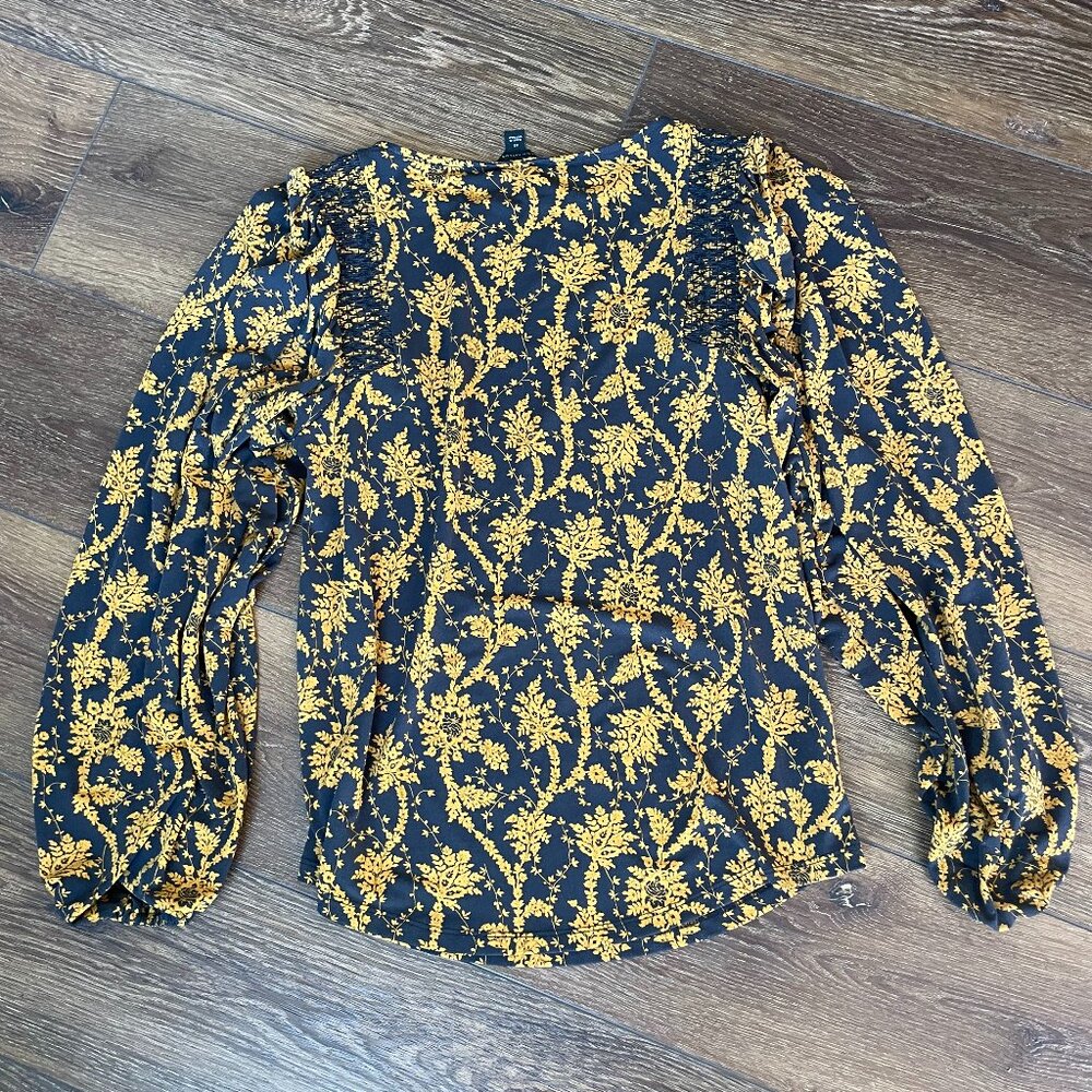 Flattering Ann Taylor Floral Black and Gold Top